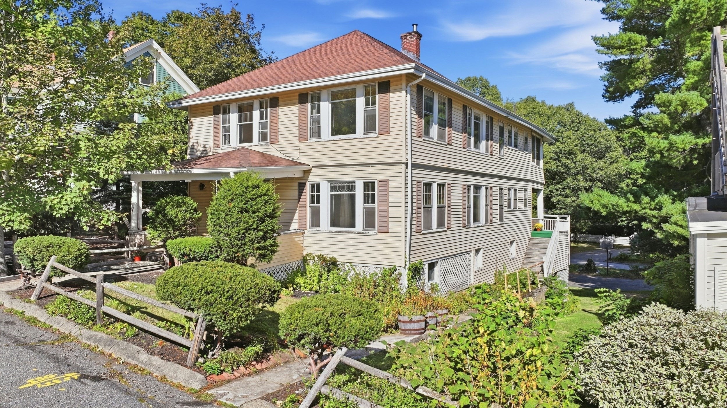 17 Sawin St