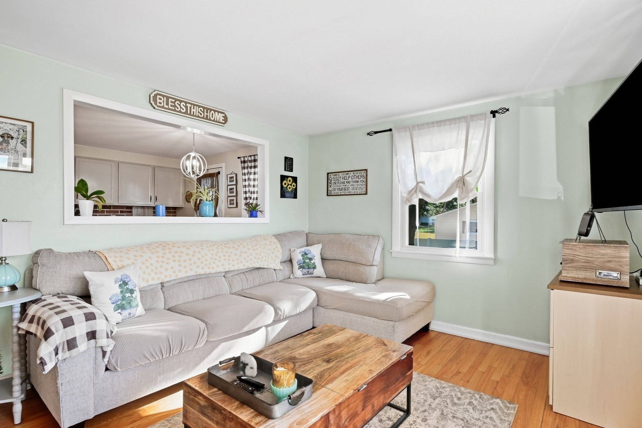 21 Circuit Ave, Ludlow, MA, 21 Circuit Ave, Ludlow, MA Photo #6