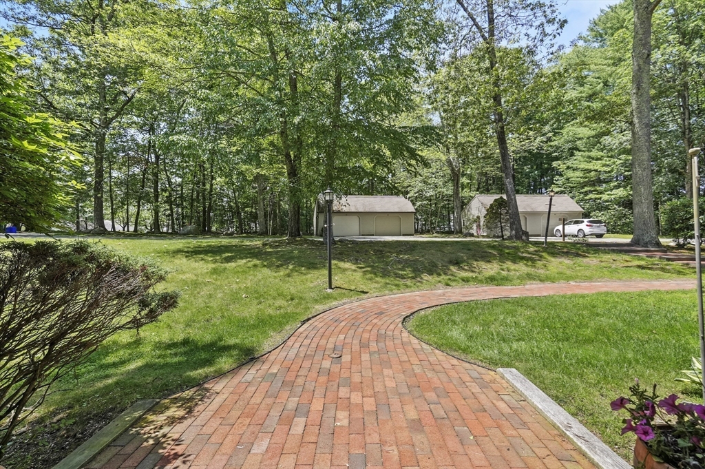 85 Parkhurst Drive 85