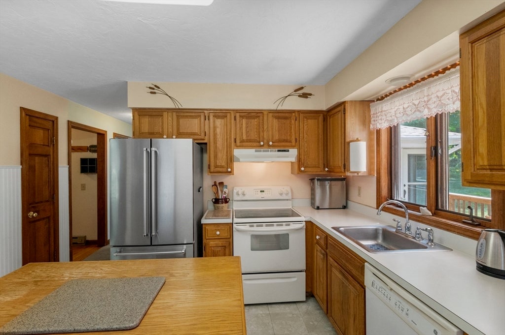 6 Wire Village Rd, Spencer, MA, 6 Wire Village Rd, Spencer, MA Photo #14