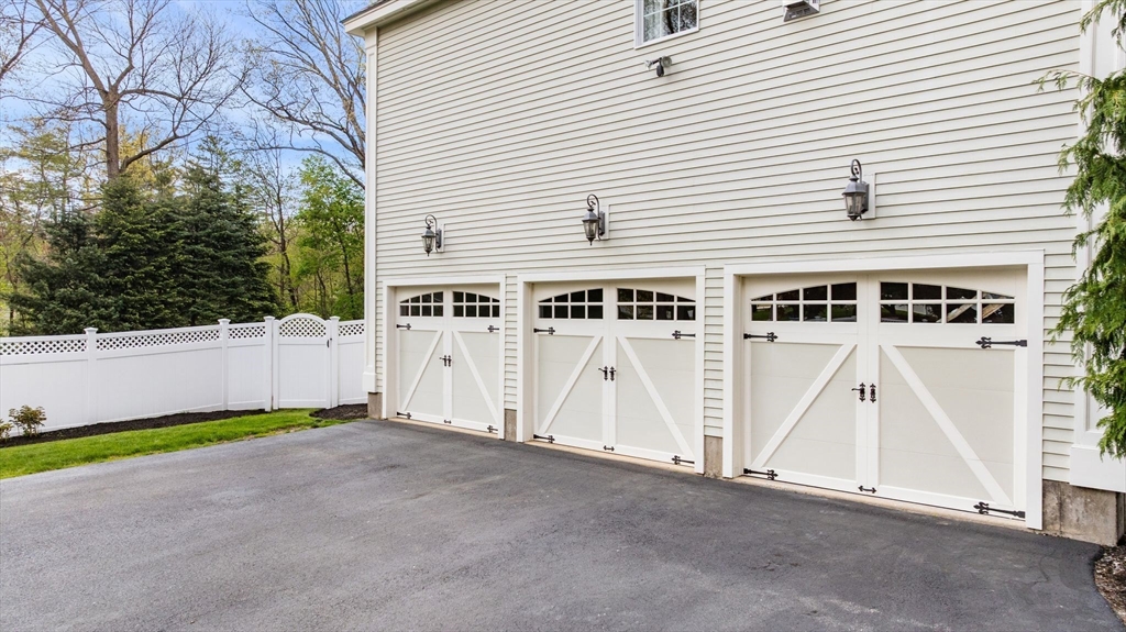 2 Barron Ct, Andover, MA, 2 Barron Ct, Andover, MA Photo #5