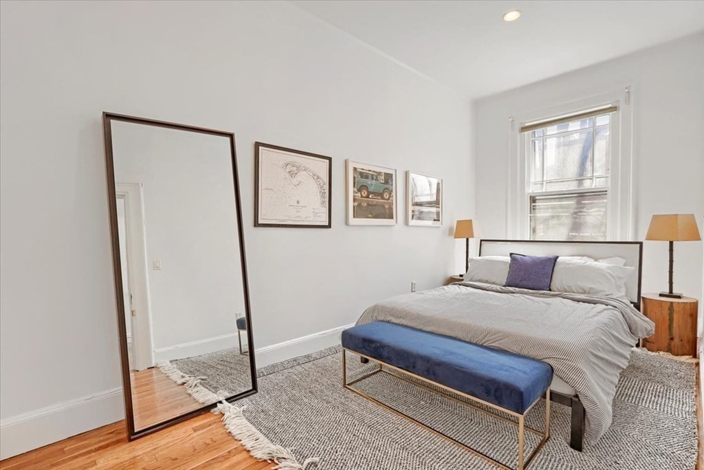 240 Marlborough St 3R