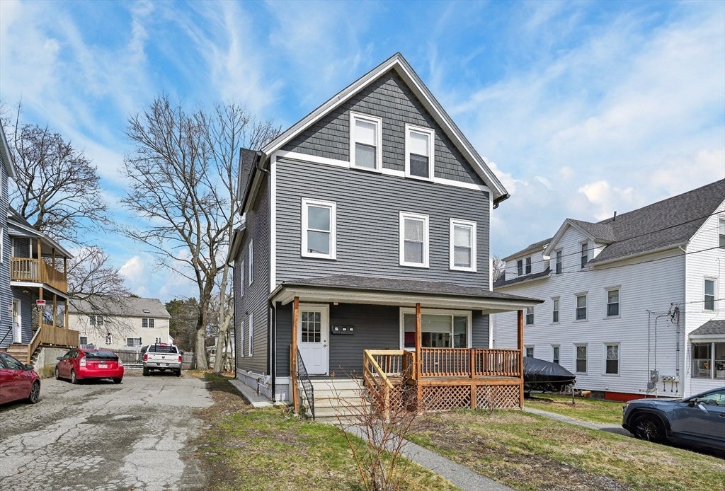 Photo of 28 Ekman St, Worcester, MA