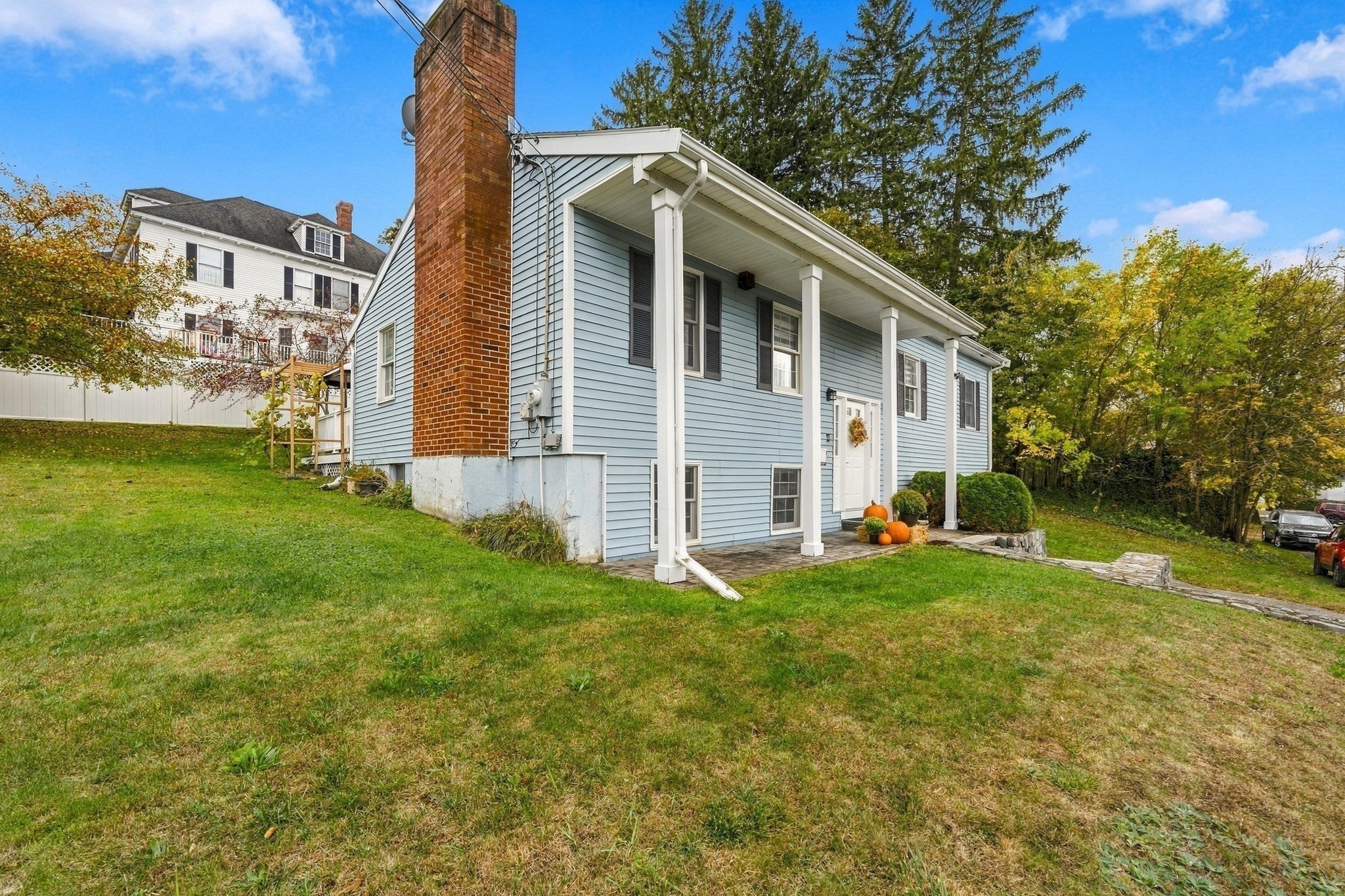 17 Dundee St, Lowell, MA Photo #27