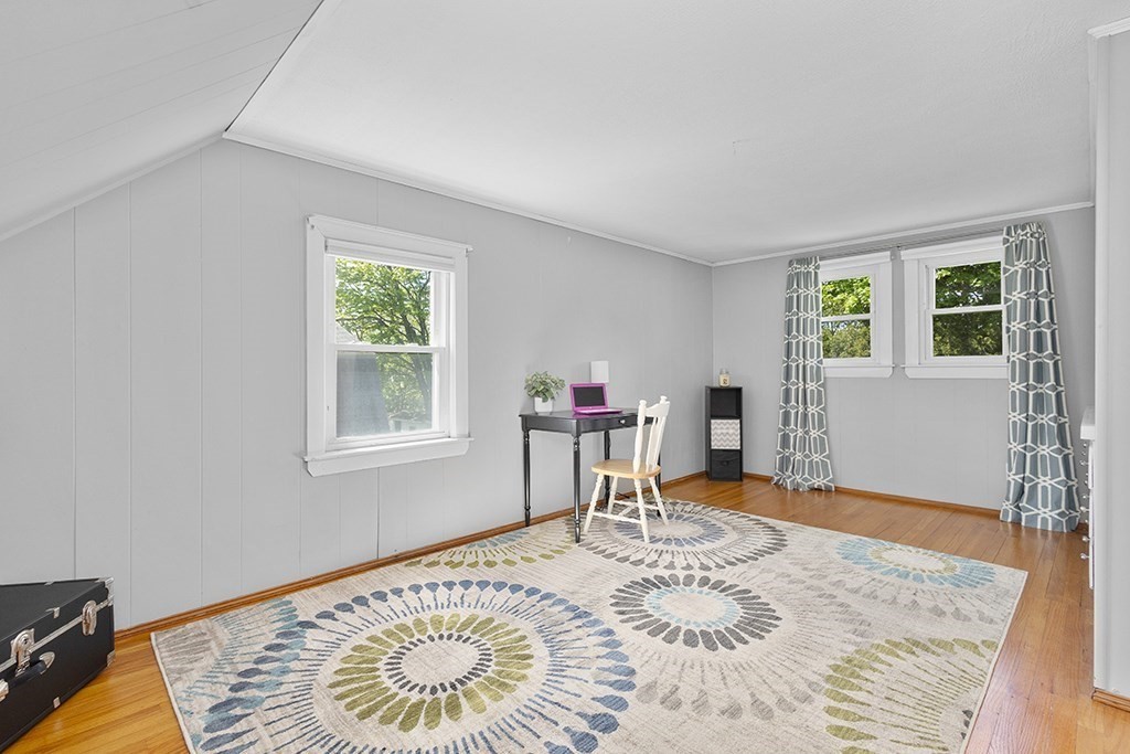 4 Lynn Ave, Plainville, MA Photo #19