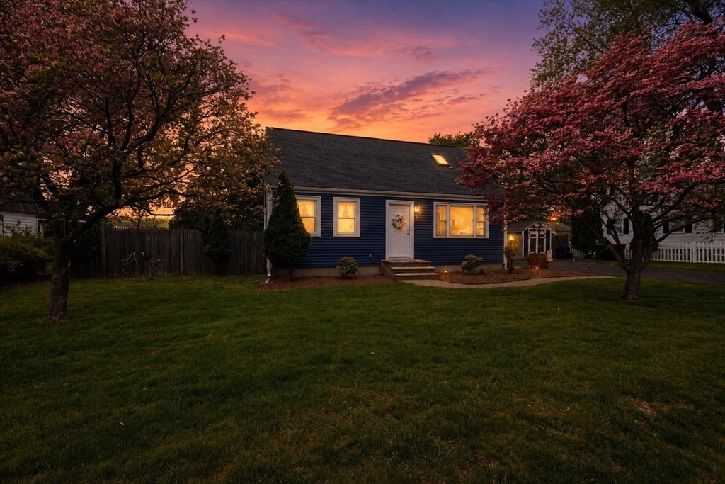 4 Lynn Ave, Plainville, MA Photo #42