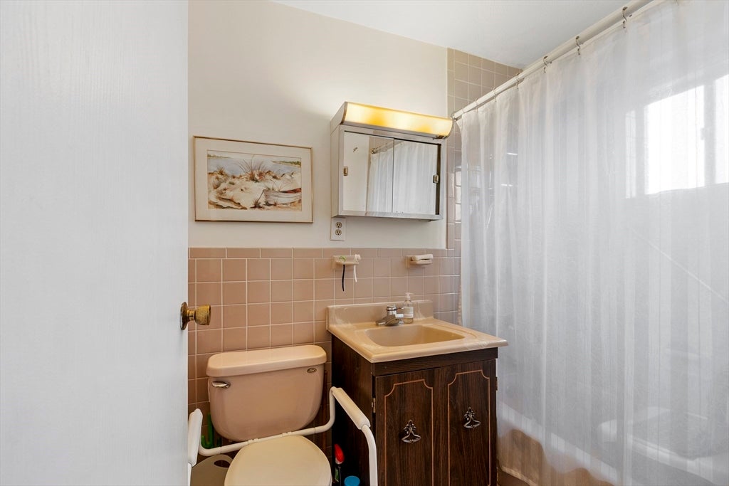 585 Revere Beach Parkway #312, Revere, MA, 585 Revere Beach Parkway #312, Revere, MA Photo #15