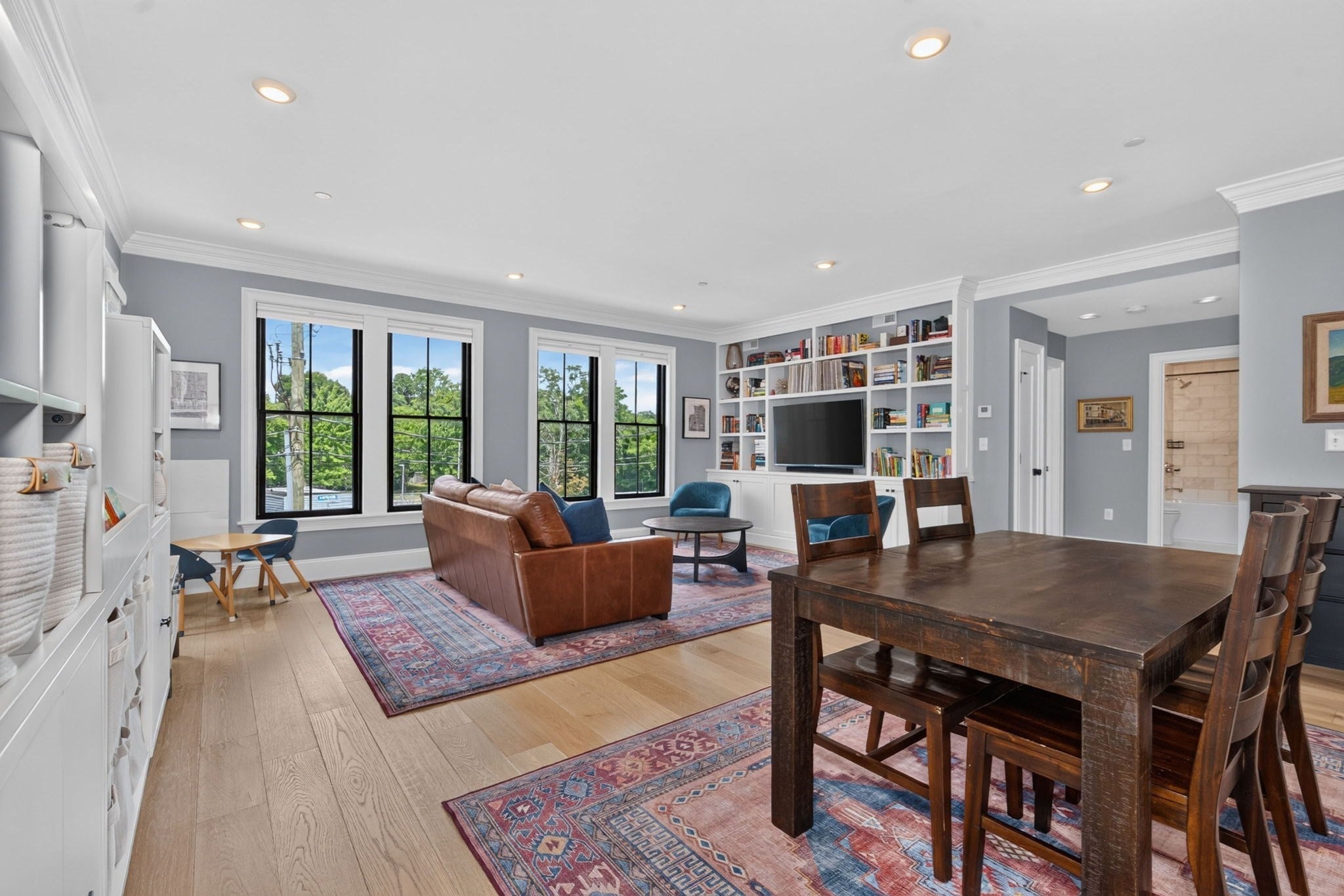 120 Brookside Ave #302, Boston, MA Photo #5