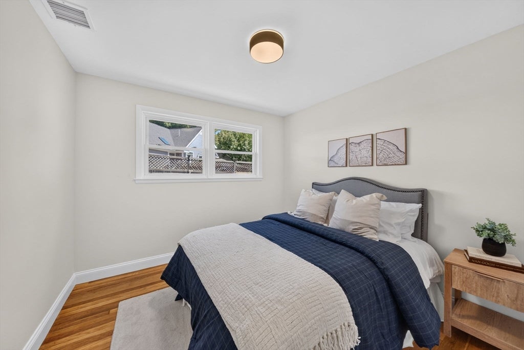 8 Everett St, Wakefield, MA, 8 Everett St, Wakefield, MA Photo #13