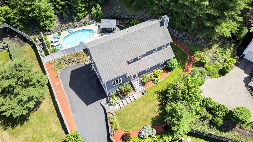 4 Waldingfield Lane, Peabody, MA, 4 Waldingfield Lane, Peabody, MA Photo #2
