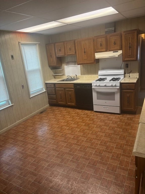 Photo 1 of 7 — 36 Ibbetson St 1, Somerville, MA 02143