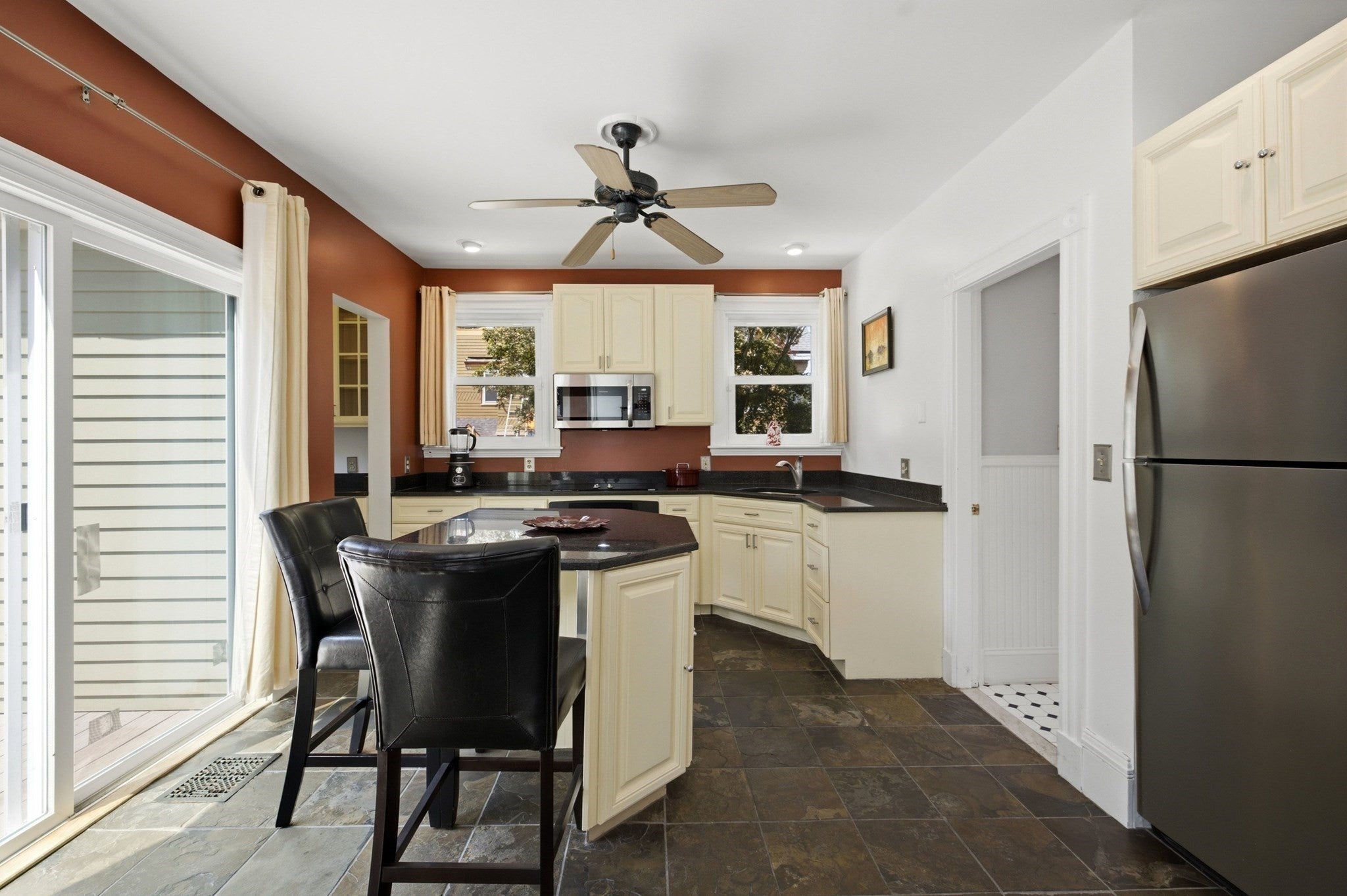 36 Walton St, Boston, MA, 36 Walton St, Boston, MA Photo #9