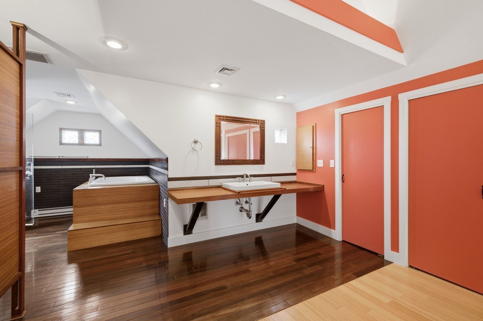 36 Walton St, Boston, MA, 36 Walton St, Boston, MA Photo #24