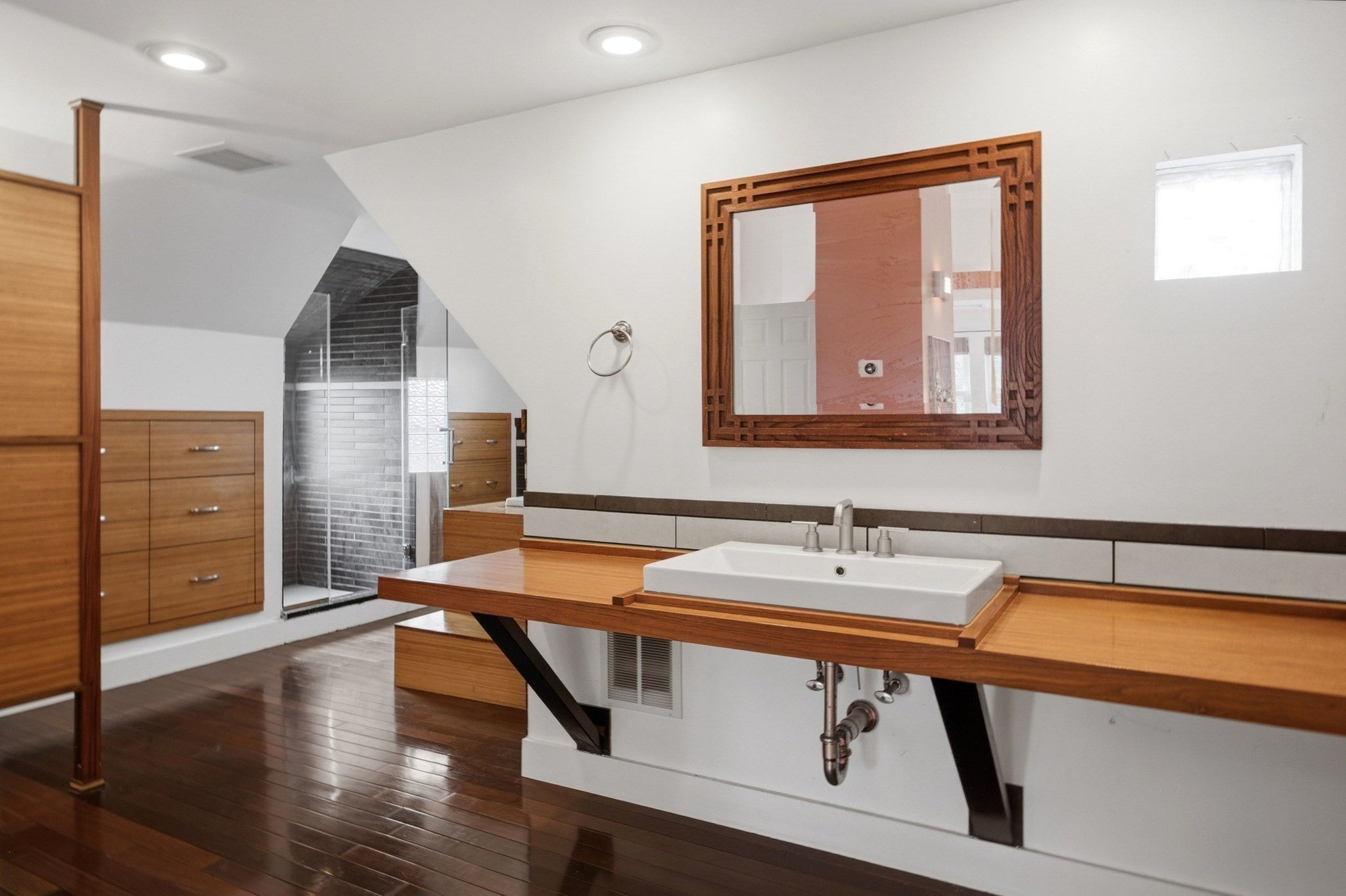36 Walton St, Boston, MA, 36 Walton St, Boston, MA Photo #26