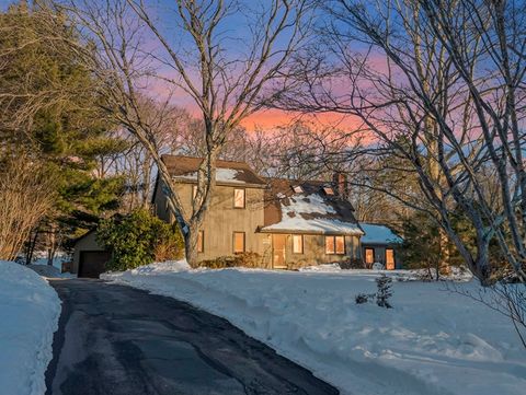 64 Germaine Dr North Attleboro MA 02760