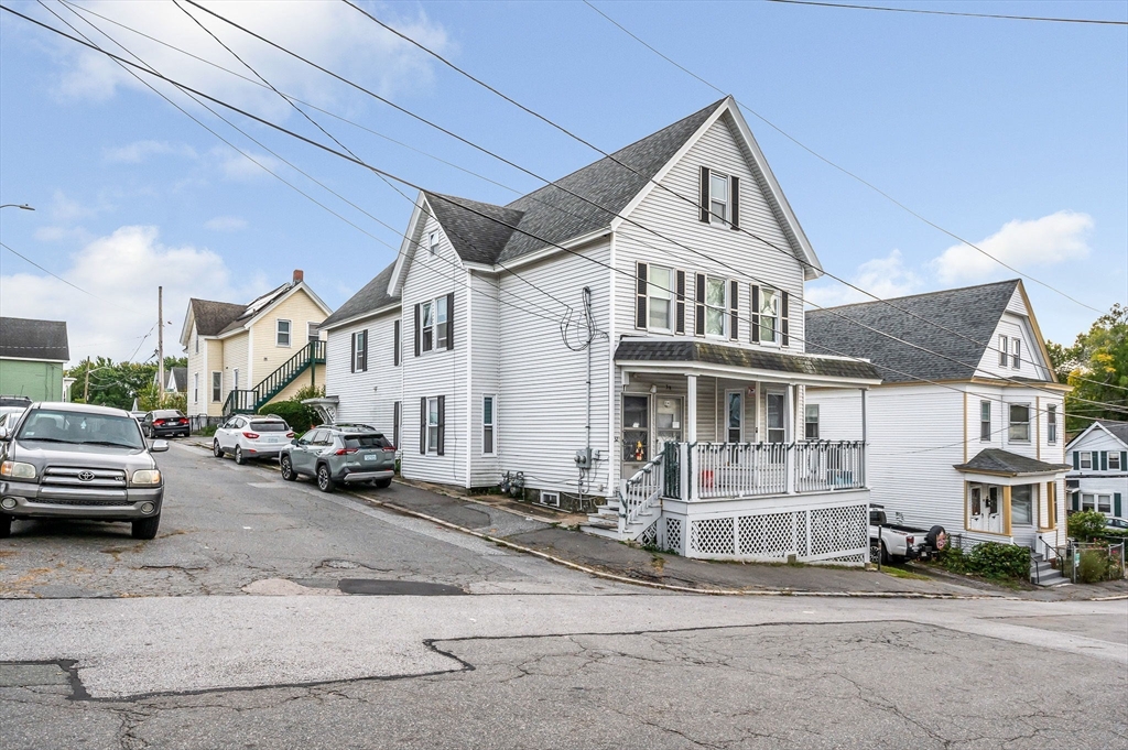 32-34 Sargent St