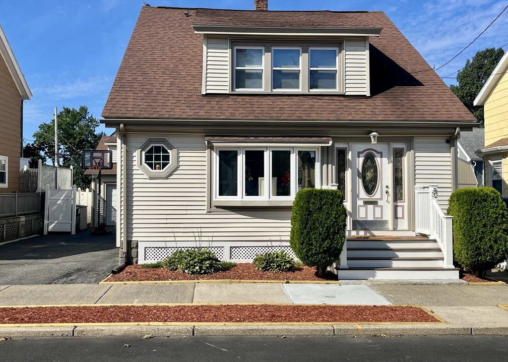 32 Haviland Ave