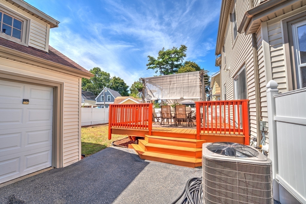 32 Haviland Ave