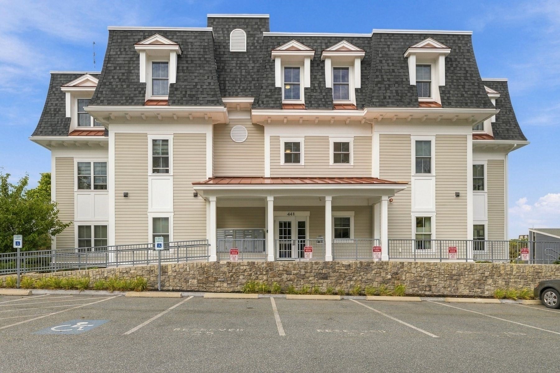 441 Essex Street #305, Swampscott, MA, 441 Essex Street #305, Swampscott, MA Photo #2