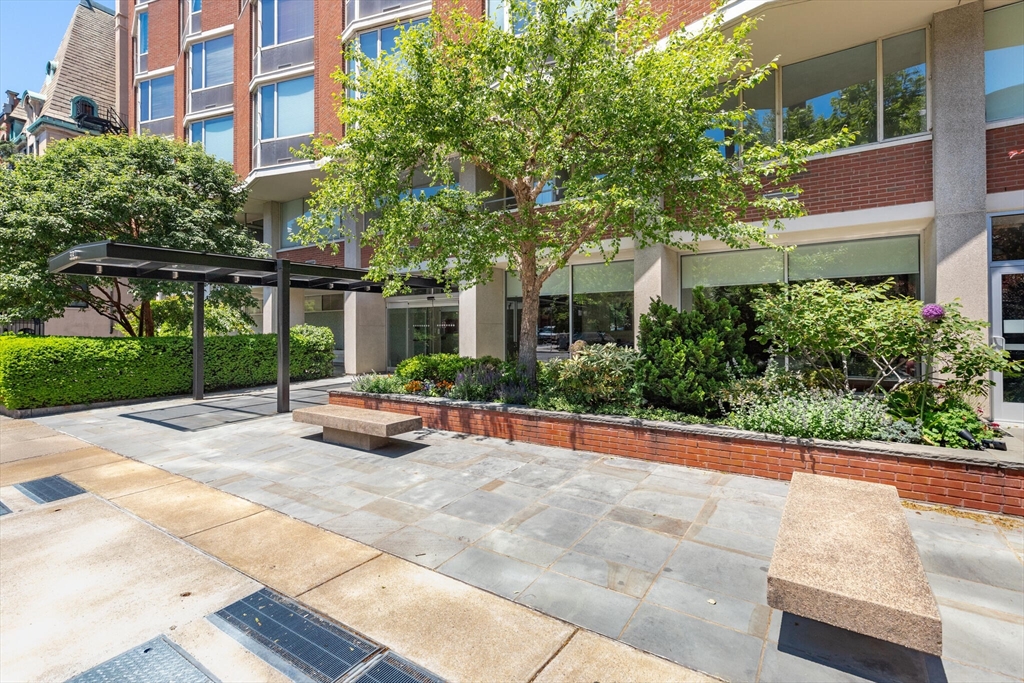 330 Beacon Street 76