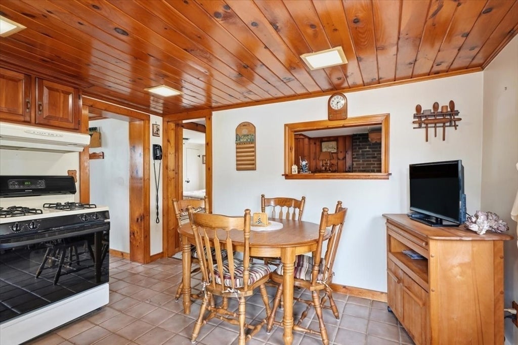 16 Park St, Marshfield, MA, 16 Park St, Marshfield, MA Photo #5