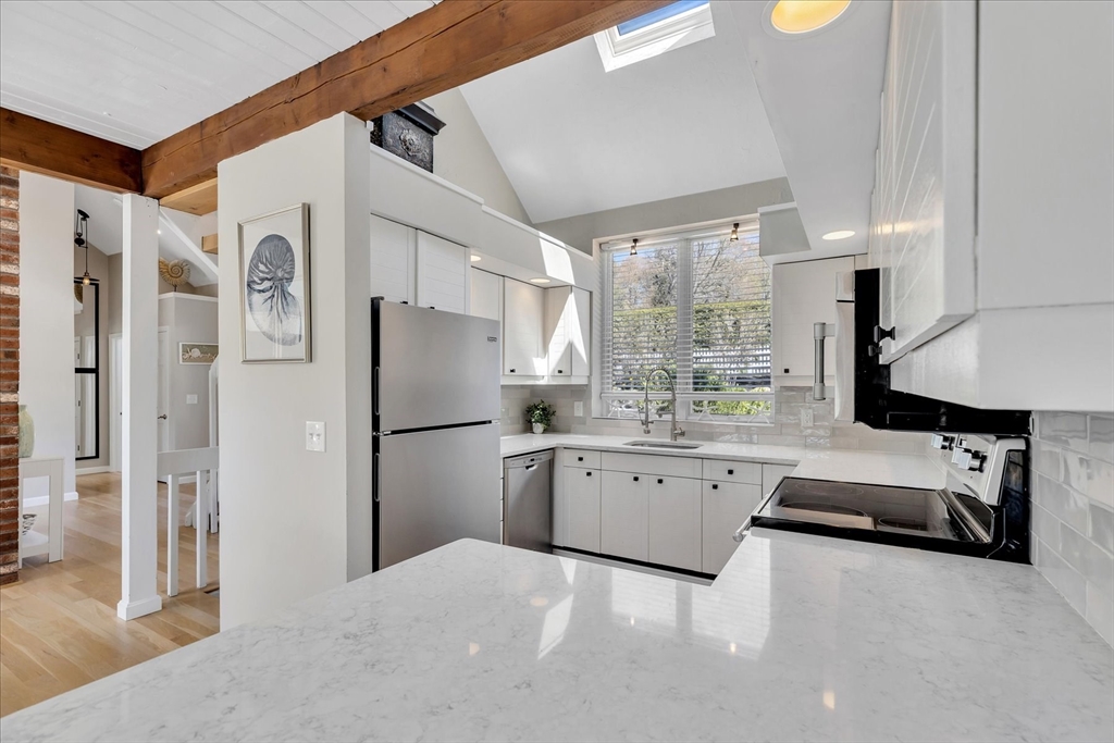 133 Walton Heath Way, Mashpee, MA Photo #13