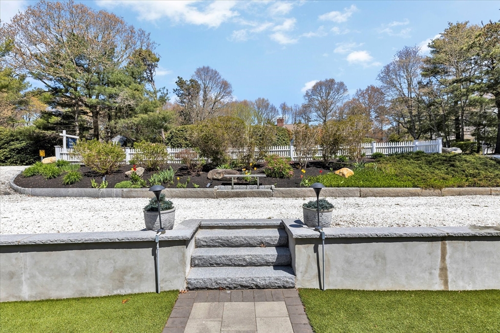 133 Walton Heath Way, Mashpee, MA Photo #6