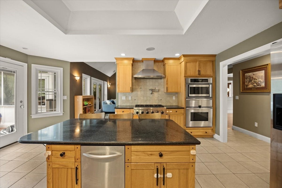 10 Anderson Way, Lakeville, MA, 10 Anderson Way, Lakeville, MA Photo #14