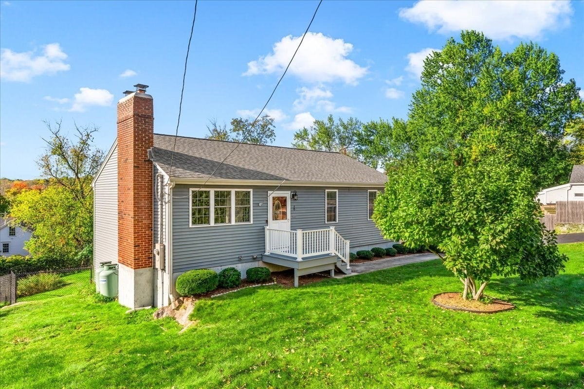 20 Lincoln St