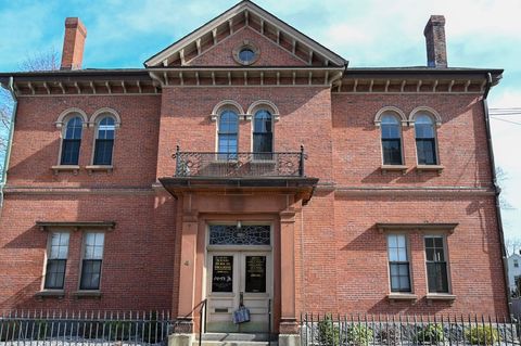 4 Pearl St 8 Dedham MA 02026