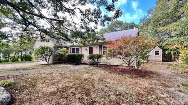 16 Commons Way