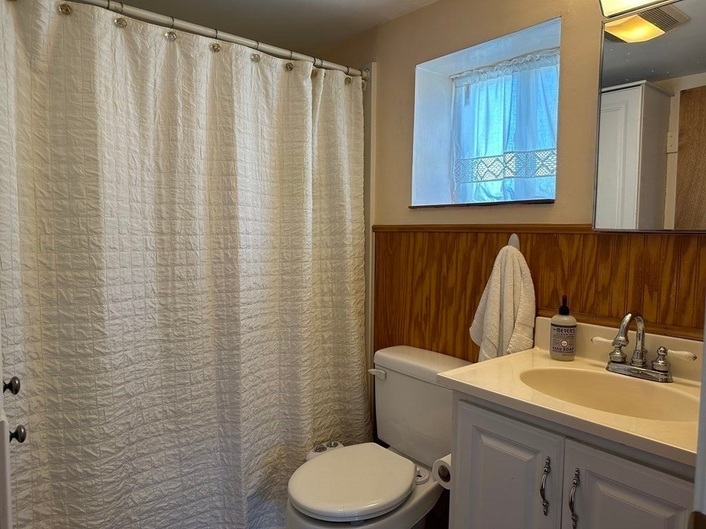 4 Rowe Street, Stoneham, MA, 4 Rowe Street, Stoneham, MA Photo #10