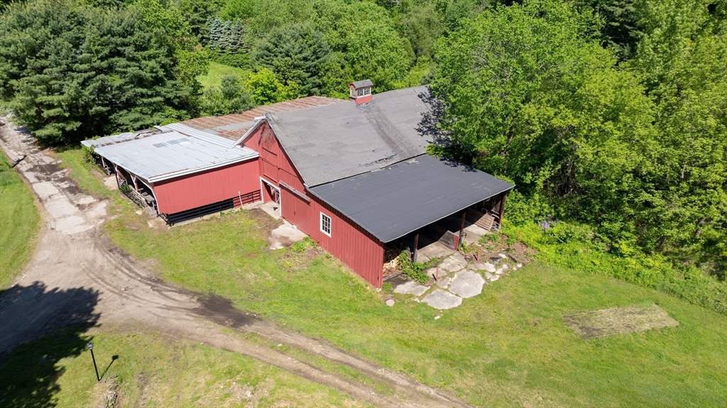 440 N Woodstock Rd