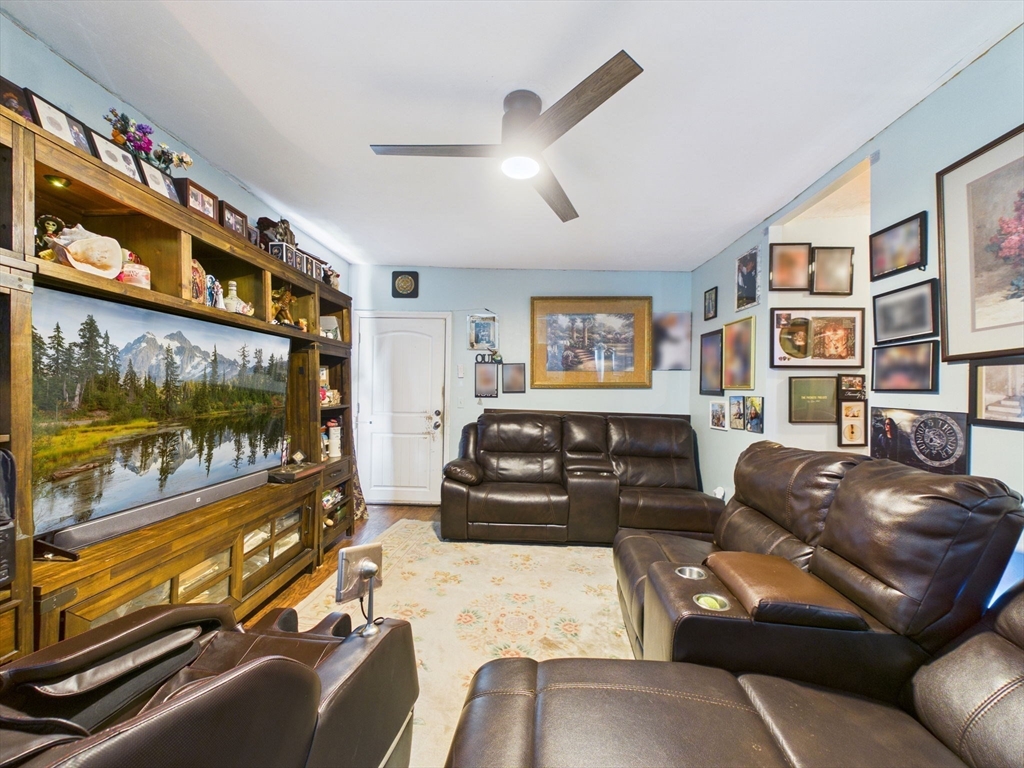 5 Tallman Ln