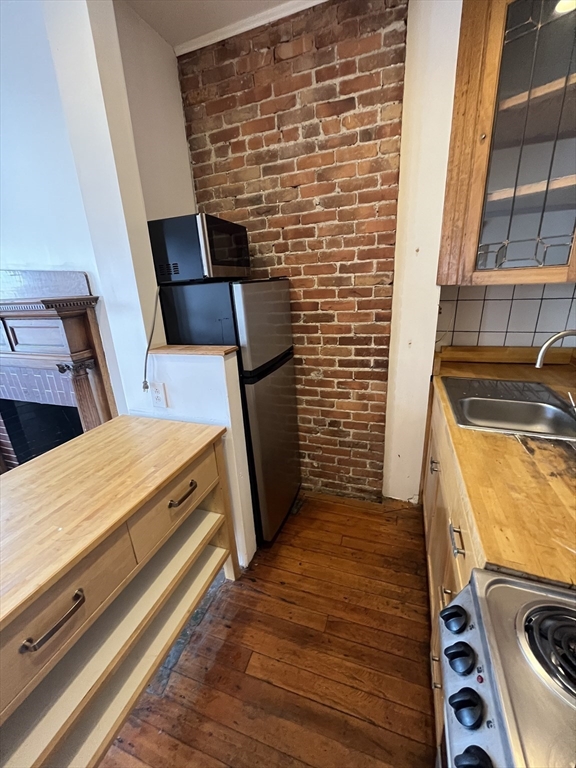 Cambridge, Massachusetts 02138, United States, 1 Bedroom Bedrooms, ,1 BathroomBathrooms,Residential,Active,159443