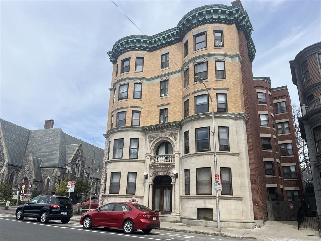 Cambridge, Massachusetts 02138, United States, 1 Bedroom Bedrooms, ,1 BathroomBathrooms,Residential,Active,159443