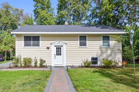 114 Linda Circle Marlborough MA 01752