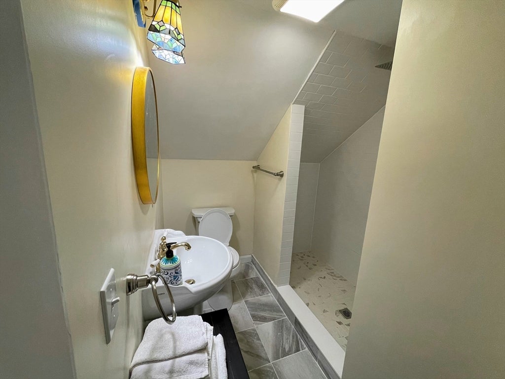 8 Pike St, Hopkinton, MA, 8 Pike St, Hopkinton, MA Photo #23