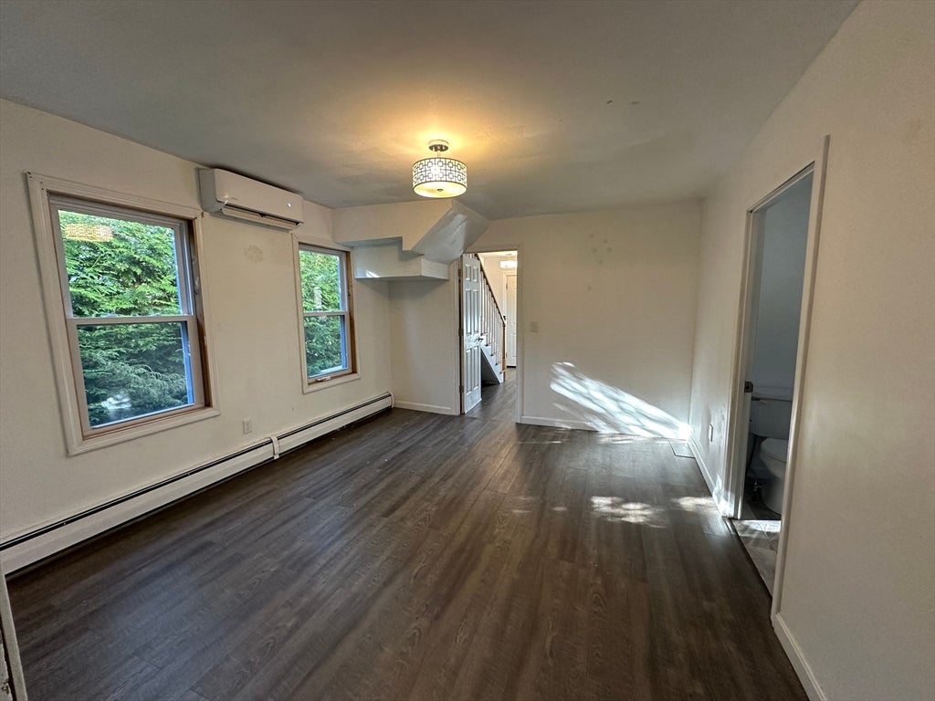 8 Pike St, Hopkinton, MA, 8 Pike St, Hopkinton, MA Photo #2