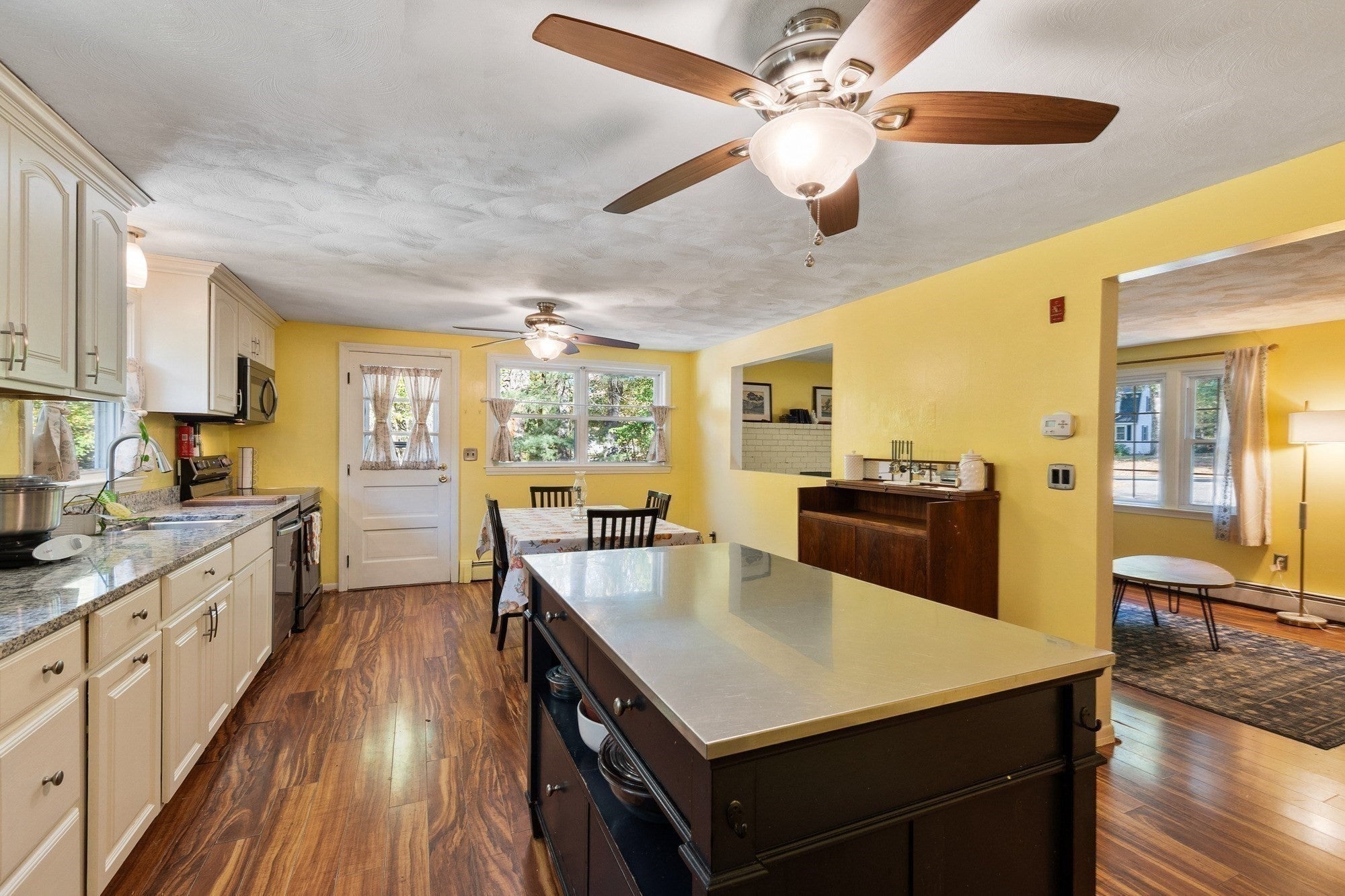 18 East St, Pepperell, MA, 18 East St, Pepperell, MA Photo #10