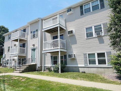 Photo of 1617 Braley Rd #82, New Bedford, MA 02745 (MLS # 73471253)