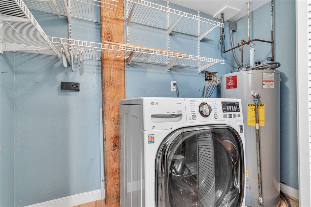 Medway, Massachusetts 02053, United States, 2 Bedrooms Bedrooms, ,2 BathroomsBathrooms,Residential,Pending,158259