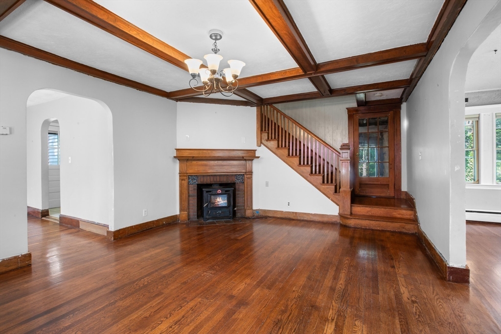 18 Anchor Rd