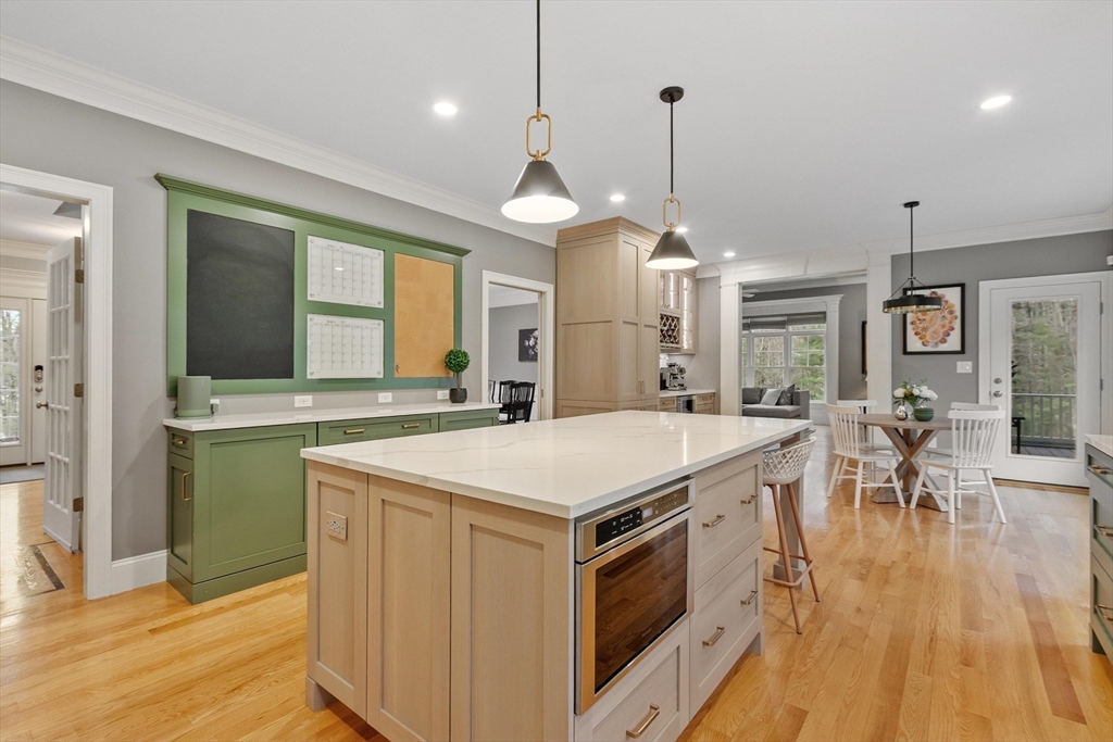 15 Hubbard Ln