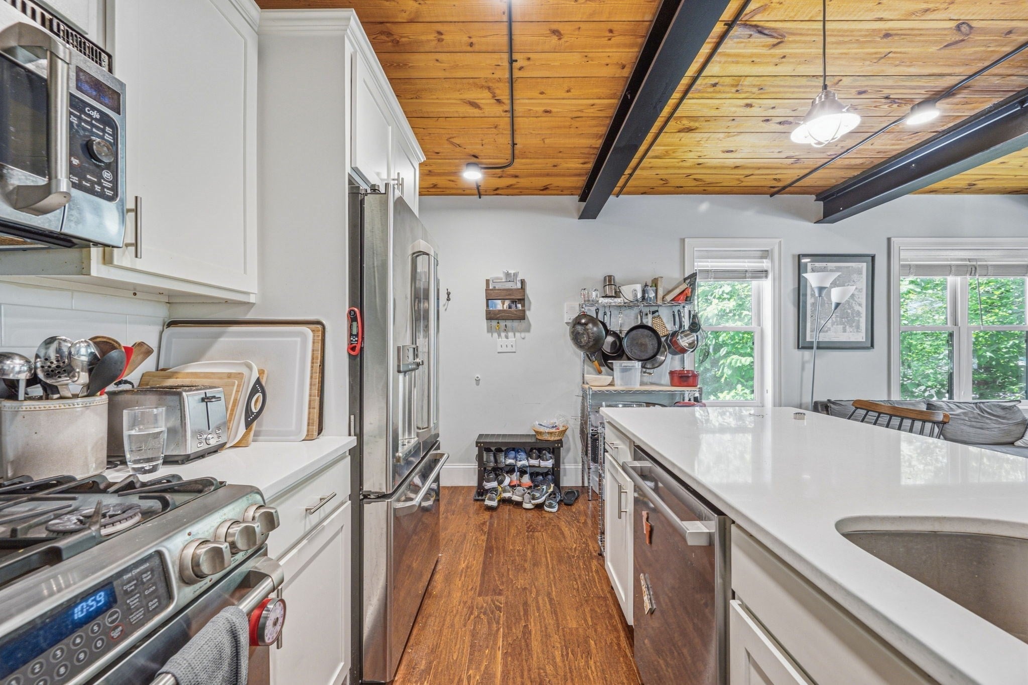 192 Raymond St 4