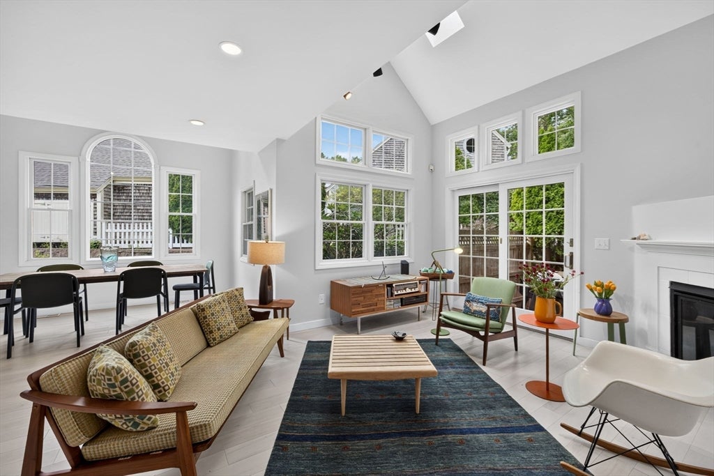 10 Red Cedar Rd #10, Mashpee, MA Photo #4
