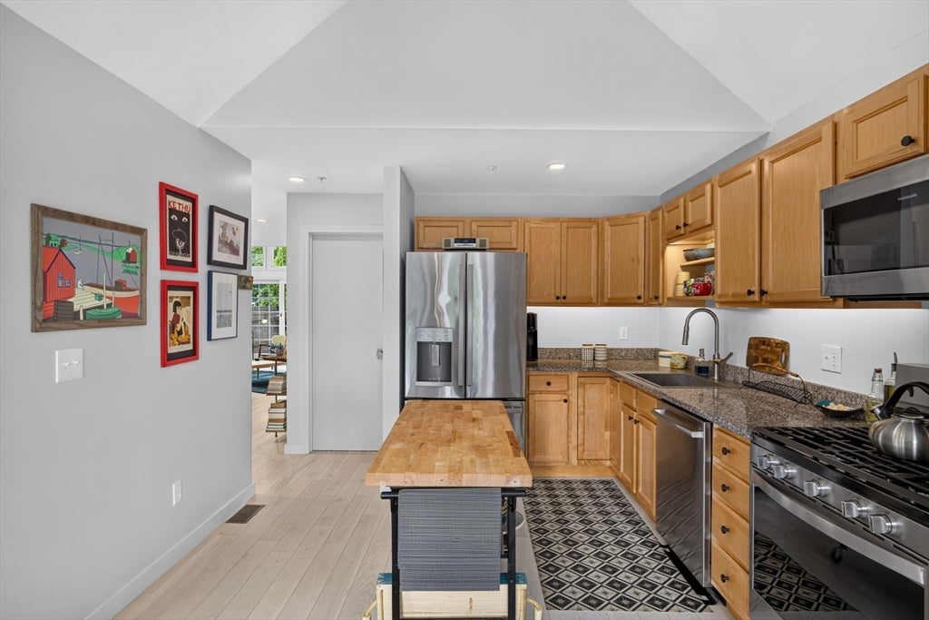 10 Red Cedar Rd #10, Mashpee, MA Photo #7