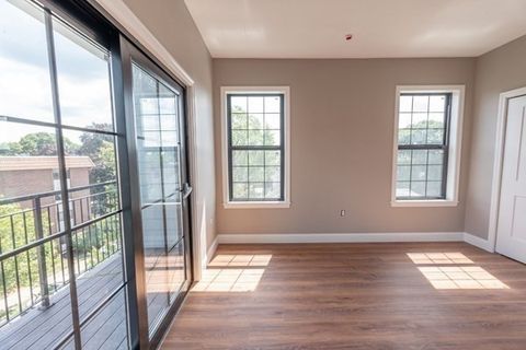 13 Nahant Street 2C Lynn MA 01904
