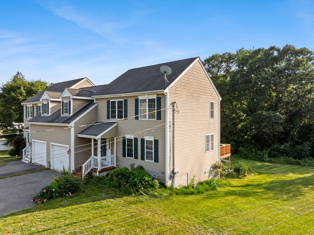 355 Laurel St 355