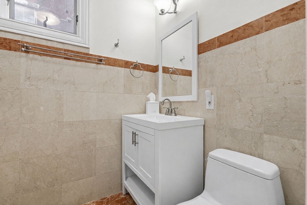 7 Upton St #1, Boston, MA Photo #16